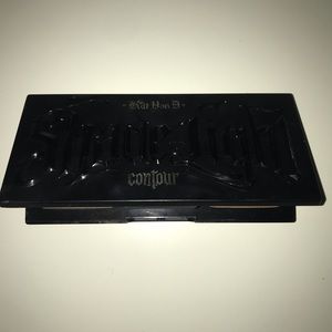 Kat Von D shade and light palette